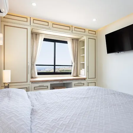 公寓 On The Paraiso Playa, Sea Views 帕莱索海滩